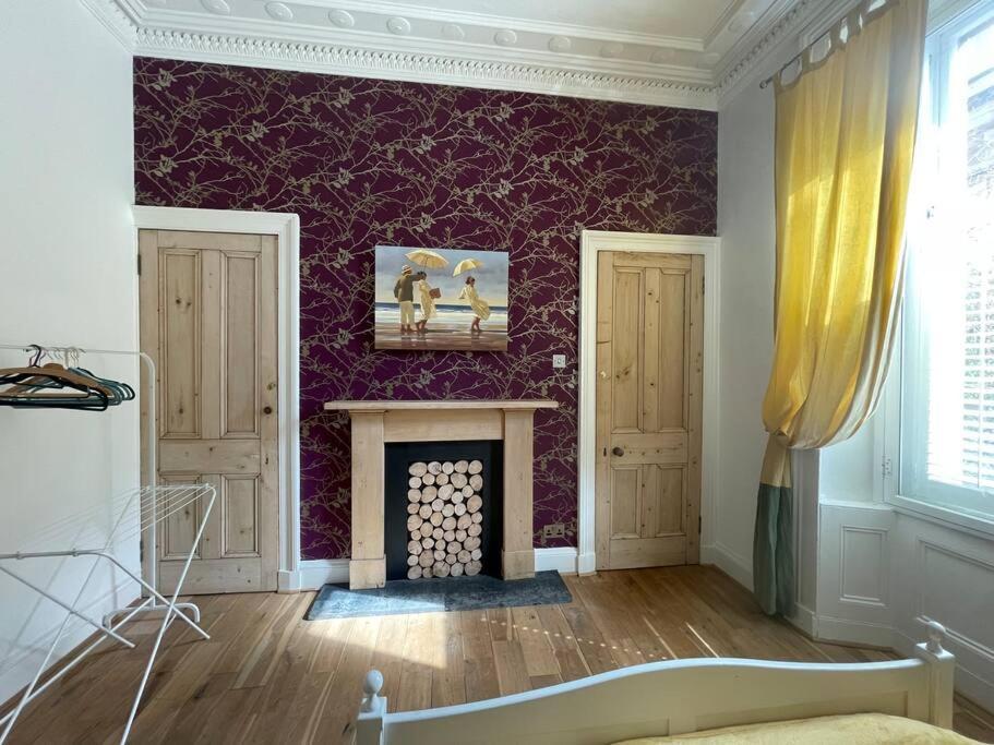 Stunning West End Flat! Appartement